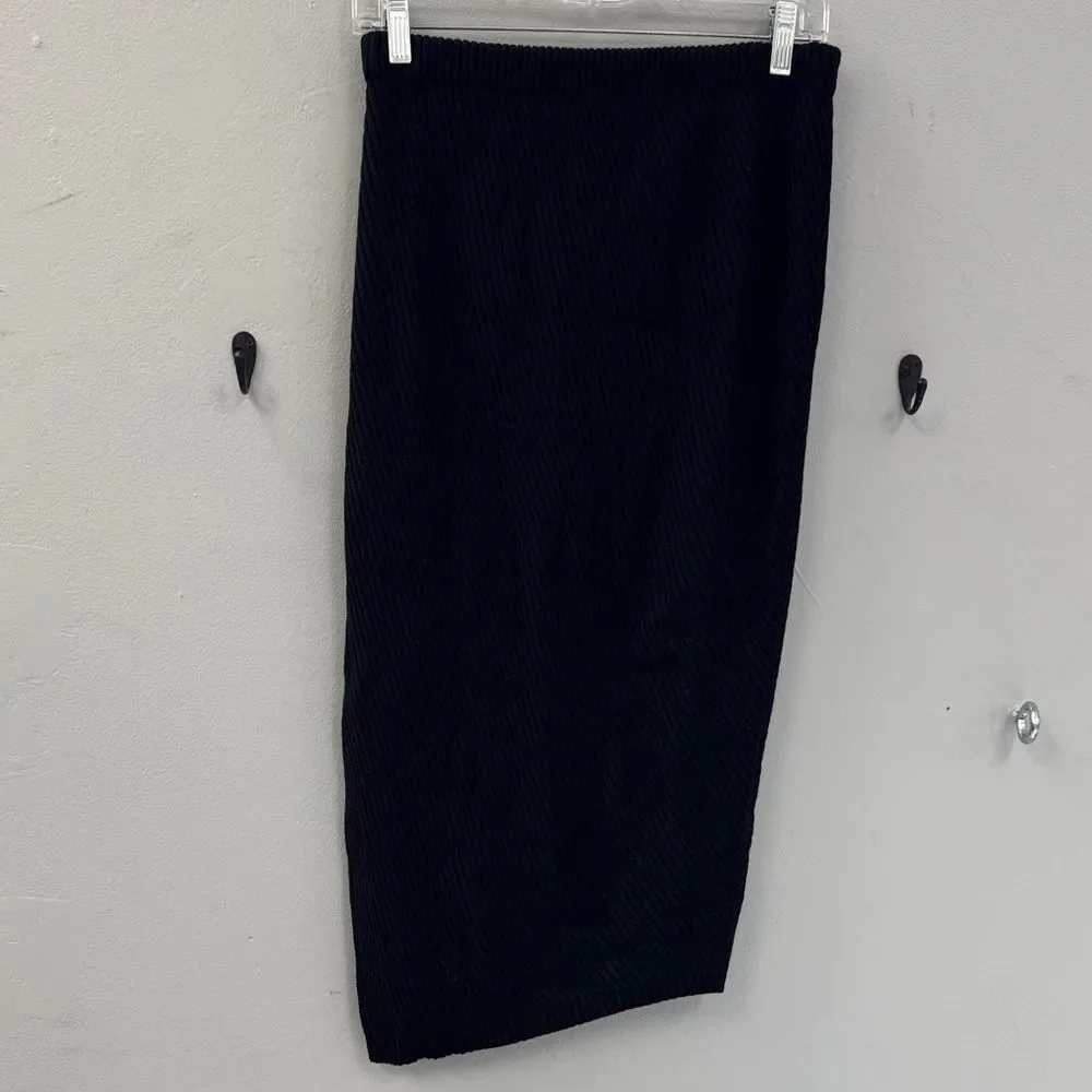 Theory Black Ribbed Pencil Skirt